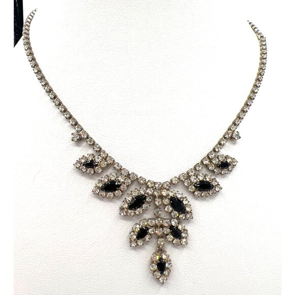 Vintage Black & Clear Rhinestone Bib Necklace Set Clip-On Earrings 1950s Glam - Picture 8 of 12